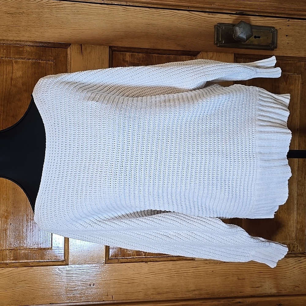 Forever 21 Off-Shoulder White Knit Sweater M - Picture 3 of 5